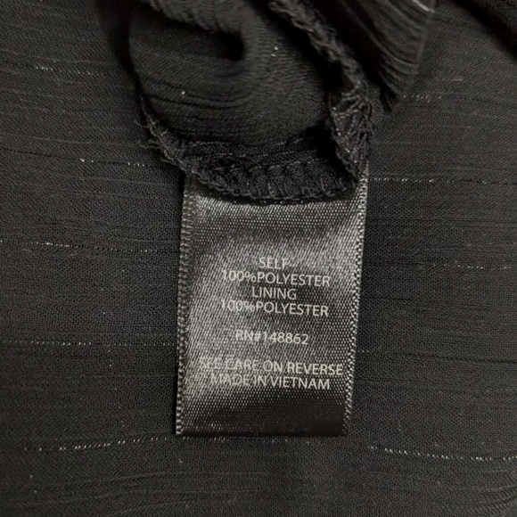 Torrid 1 One Shoulder Ruffle Crinkle Chiffon & Lurex Blouse 1X City Chic - Picture 8 of 13